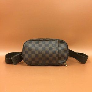 louie fanny pack